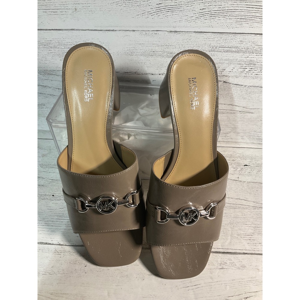 Michael Kors, beige leather mules, 8.5 - Picture 3 of 5